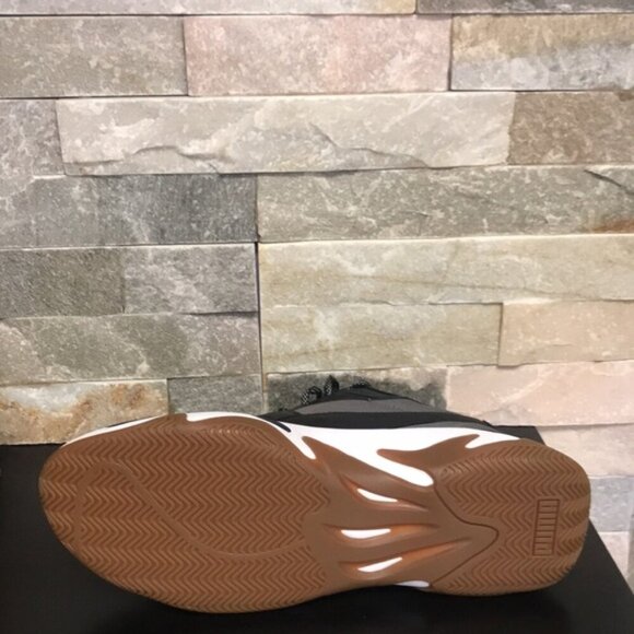 PUMA Men's Storm Sneaker - Picture 5 of 5
